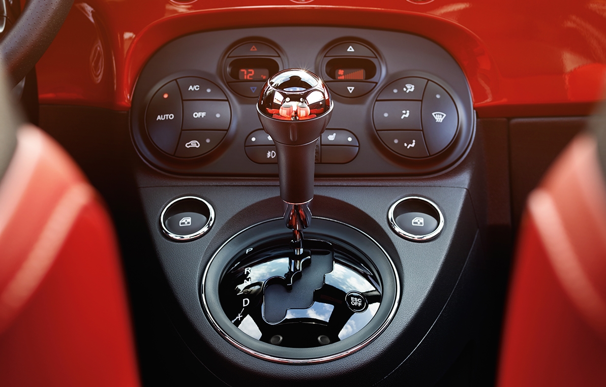 Fiat 500C interior gear